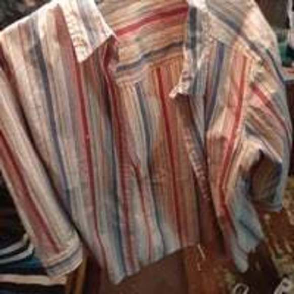 Other - 1x Striped dress shirt